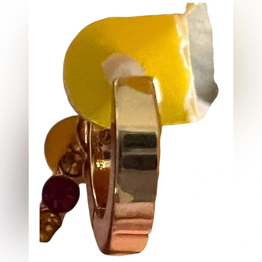 Kurt Geiger London NWT small gold crystal huggie earrings with 5 varied crystals - Picture 10 of 15